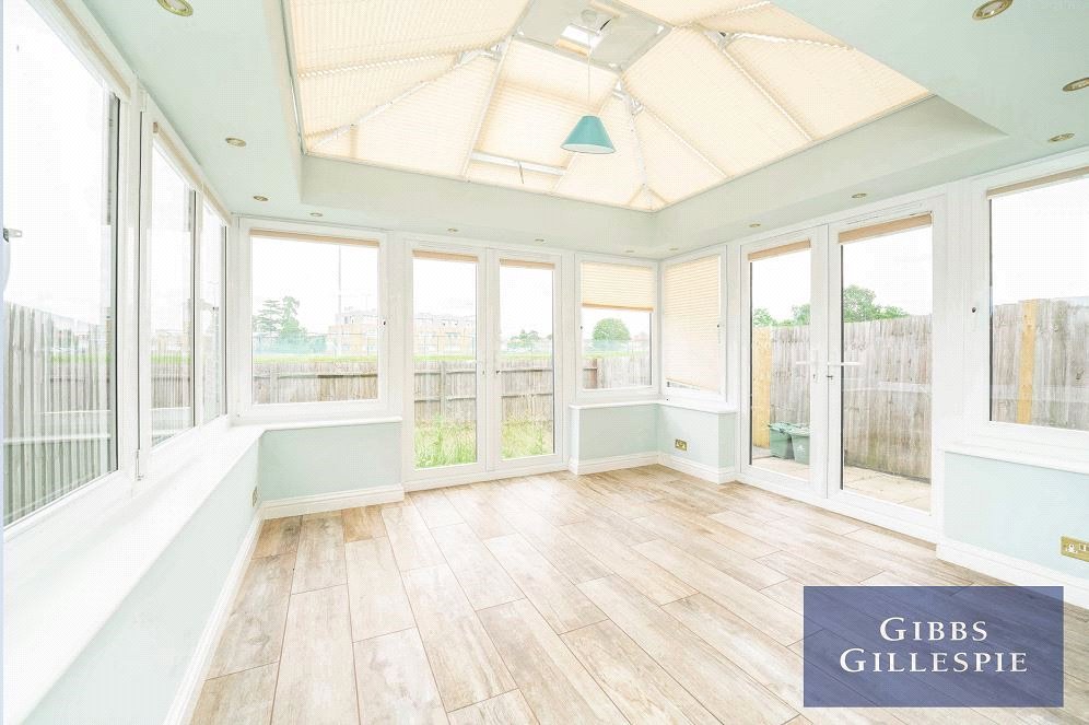 4 bedroom House,townhouse for sale in Varcoe Gardens, Hayes, Middlesex