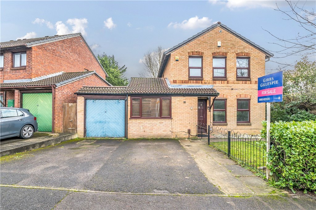 3 bedroom House for sale in Greystoke Drive, Ruislip, Middlesex, HA4