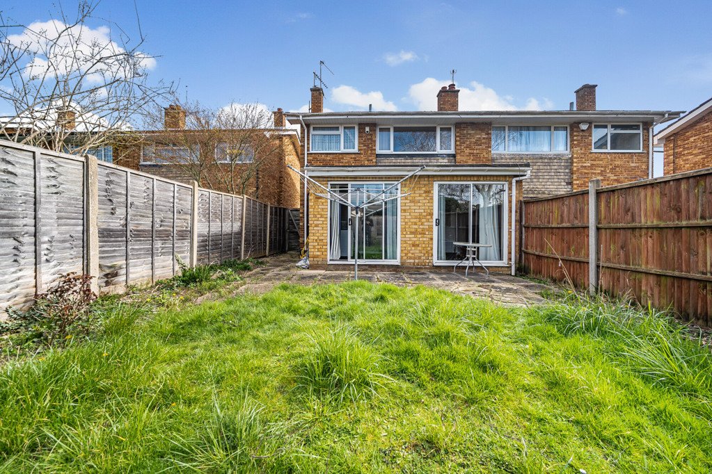 3 bedroom House for sale in Andover Close, Uxbridge, UB8 Gibbs Gillespie