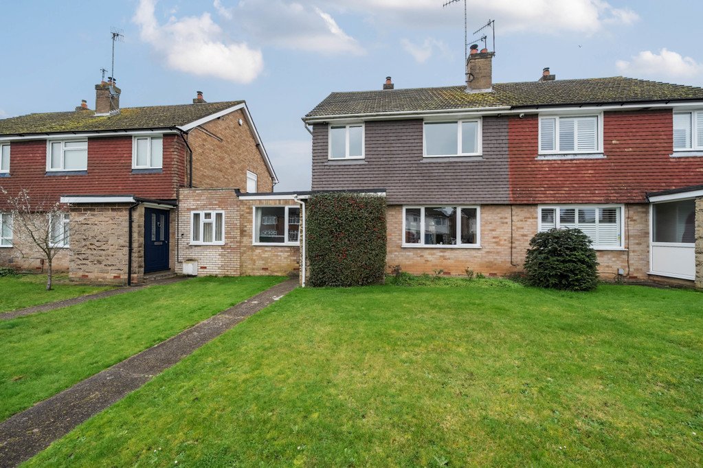4 bedroom House for sale in Harefield Road, Rickmansworth