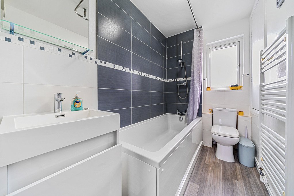 2 bedroom House for sale in Sedley Grove, Harefield, Uxbridge