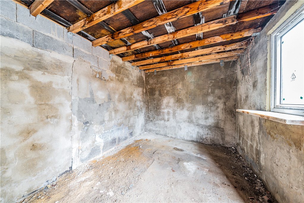 4 bedroom House for sale in Salisbury Road, Northfields, London, W13