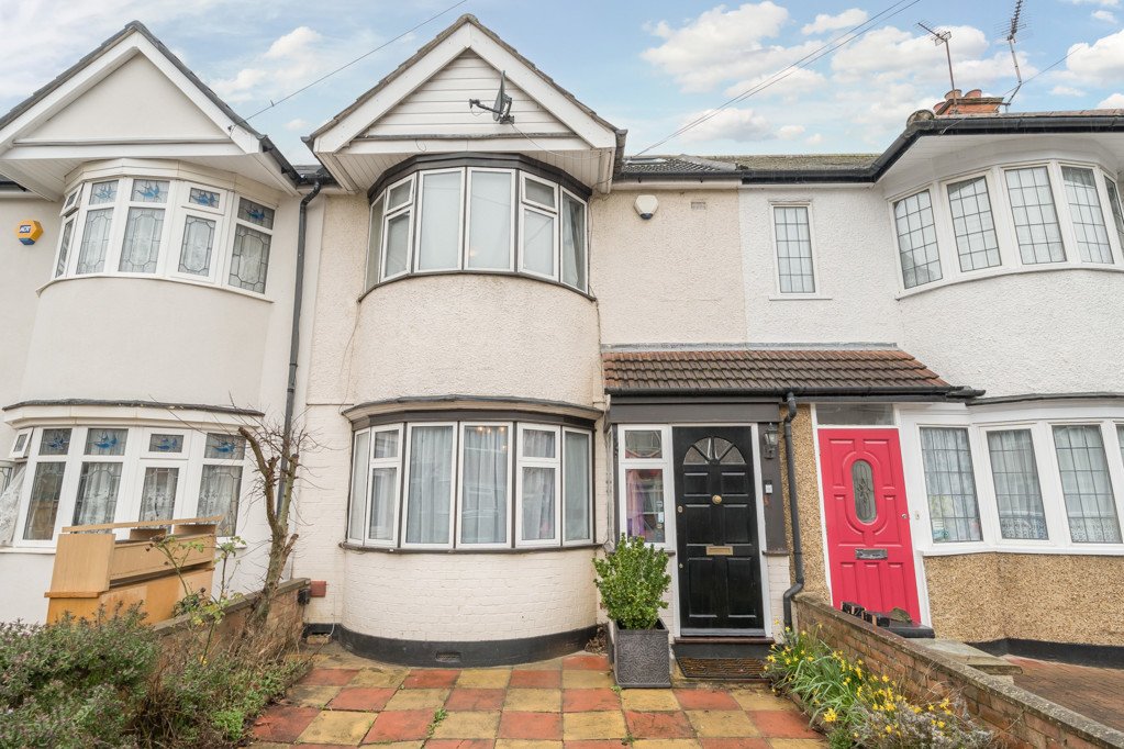 3 bedroom House for sale in Beverley Road, Ruislip, Middlesex, HA4