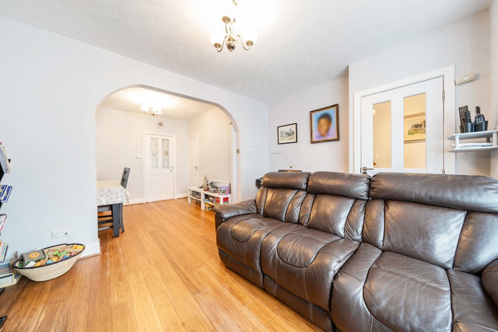 3 bedroom House for sale in Beverley Road, Ruislip, Middlesex, HA4