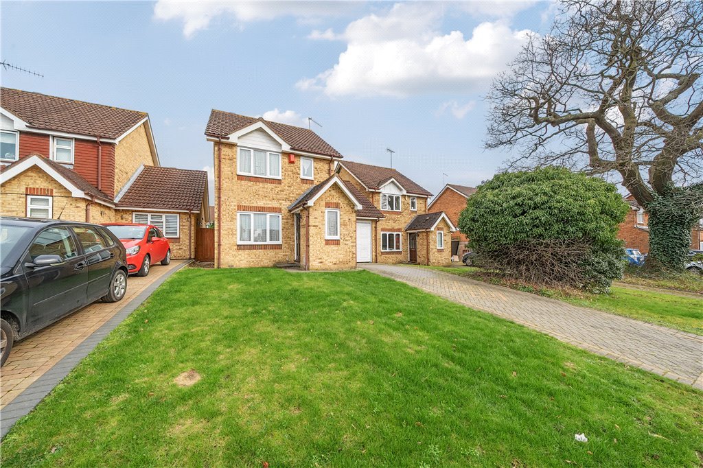 3 bedroom House for sale in Tolcarne Drive, Pinner, Middlesex, HA5