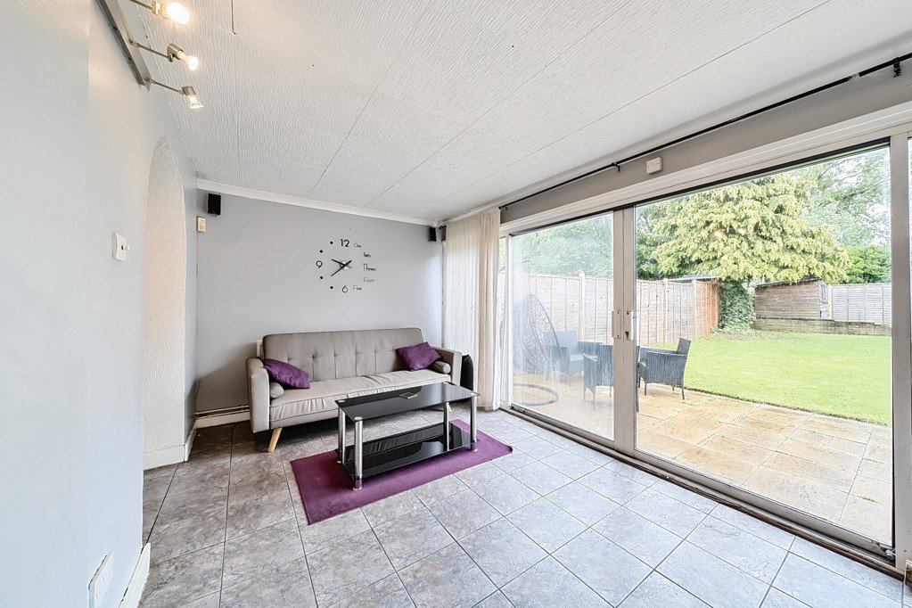 2 bedroom House for sale in Clyfford Road, Ruislip, Middlesex, HA4