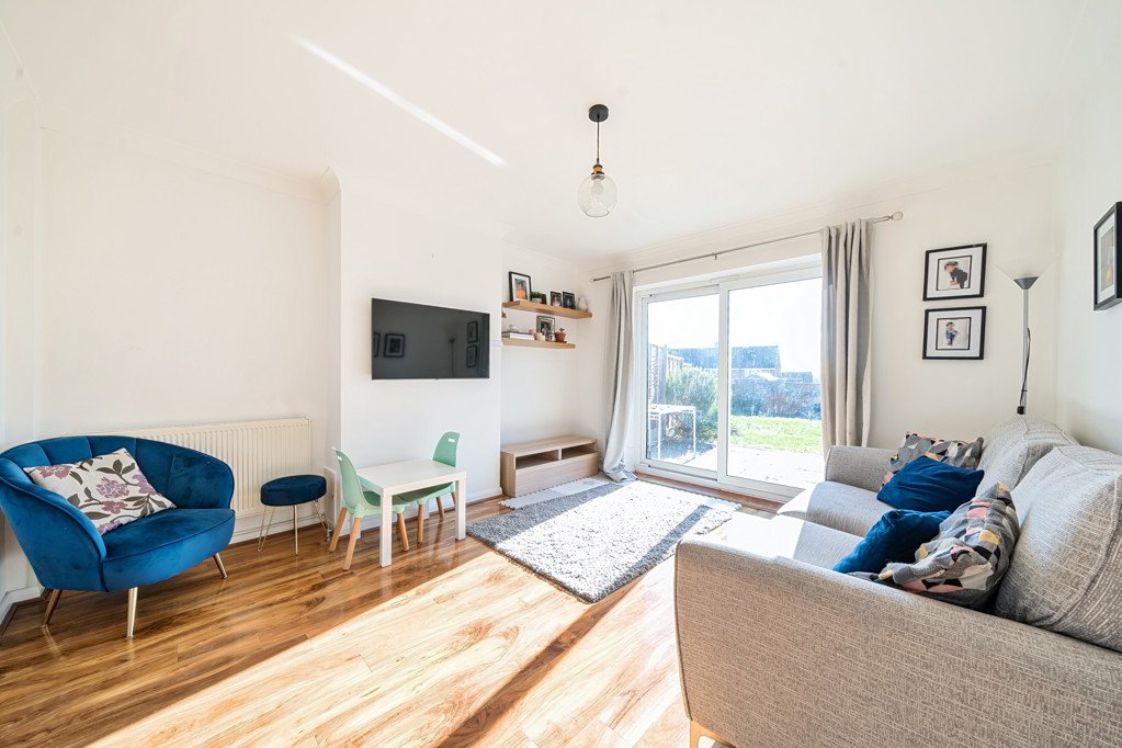 3 bedroom House for sale in Aldbury Road, Mill End, Rickmansworth