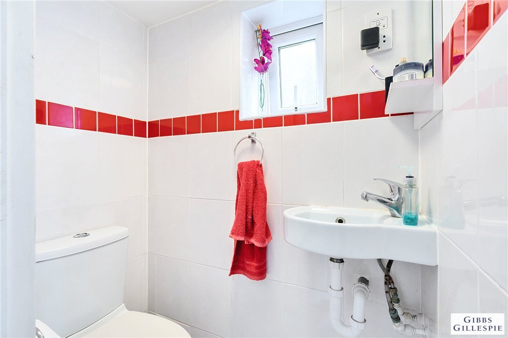 3 bedroom House for sale in Wood End Avenue, Harrow, Middlesex, HA2