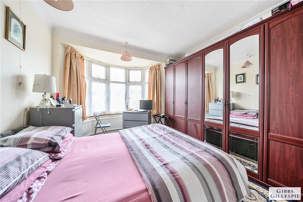 3 bedroom House for sale in Wood End Avenue, Harrow, Middlesex, HA2