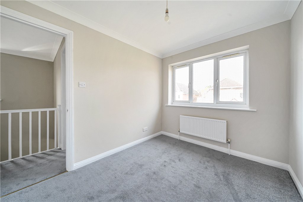 3 bedroom House for sale in Burlington Close, Pinner, Middlesex, HA5