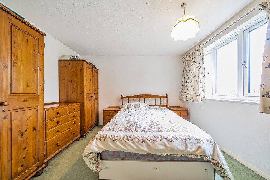 2 bedroom House for sale in Stowe Crescent, Ruislip, Middlesex, HA4