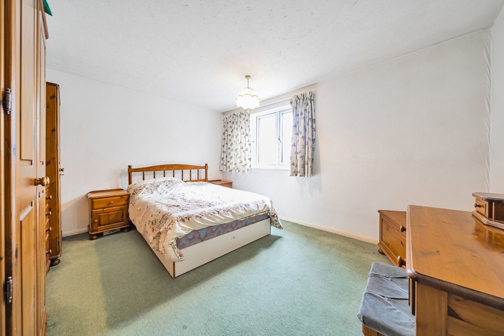 2 bedroom House for sale in Stowe Crescent, Ruislip, Middlesex, HA4 Gibbs Gillespie
