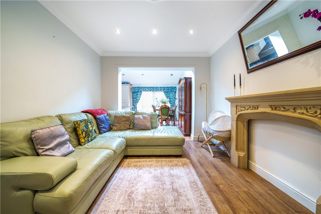 3 bedroom House for sale in The Heights, Northolt, Middlesex, UB5