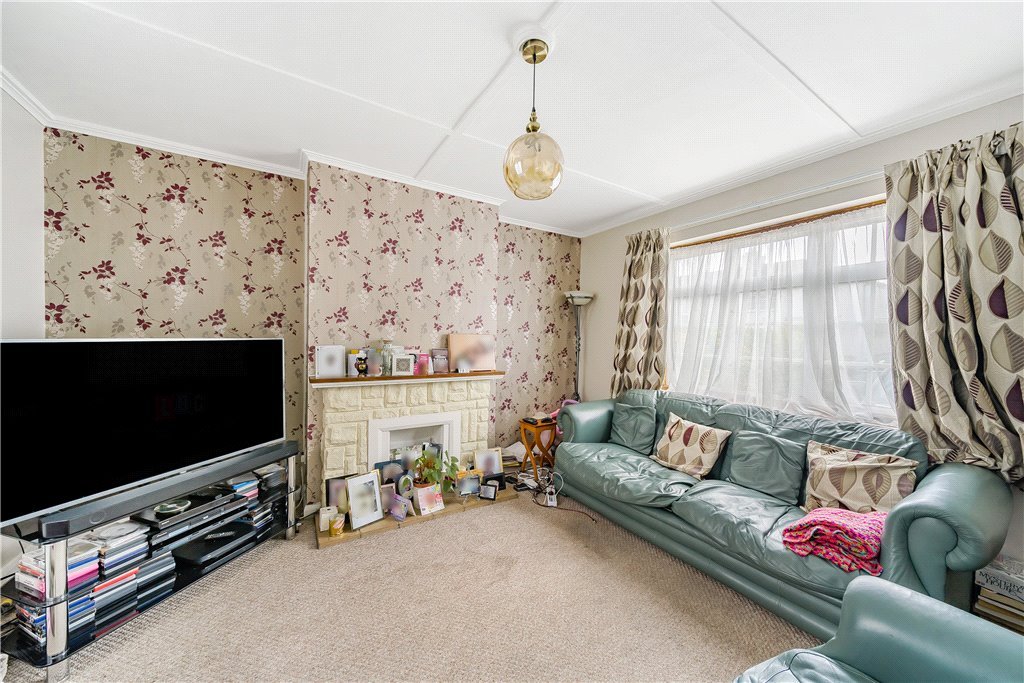 3 bedroom House for sale in The Greenway, Wealdstone, Harrow, Middlesex