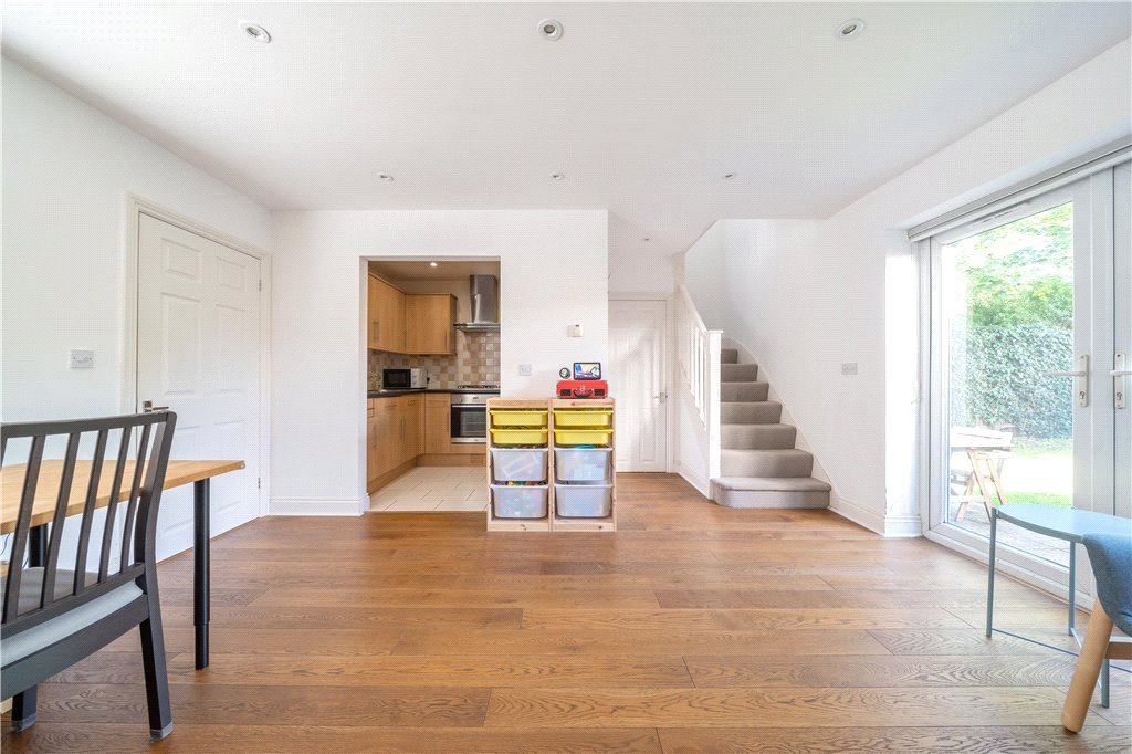 2 bedroom House for sale in Pine Gardens, Ruislip, Middlesex, HA4