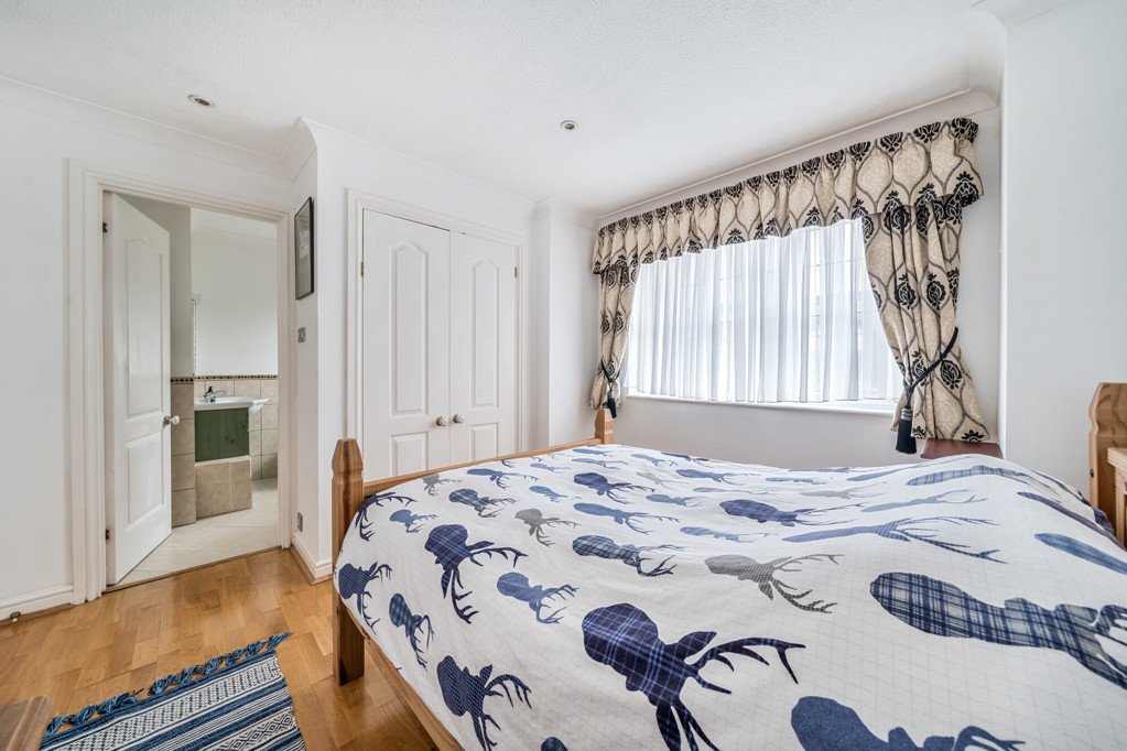 3 bedroom House for sale in Elliott Avenue, Ruislip, Middlesex, HA4 Gibbs Gillespie