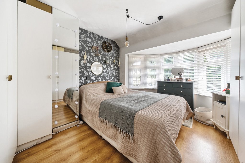 5 bedroom House for sale in Baldwins Lane, Croxley Green, Rickmansworth