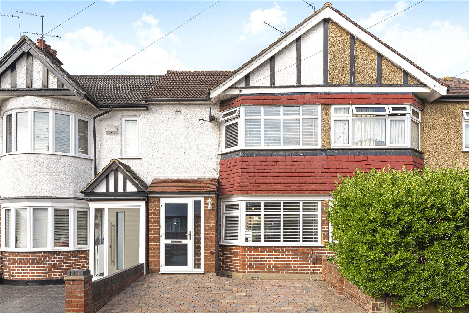 2 bedroom House for sale in Dulverton Road, Ruislip, Middlesex, HA4